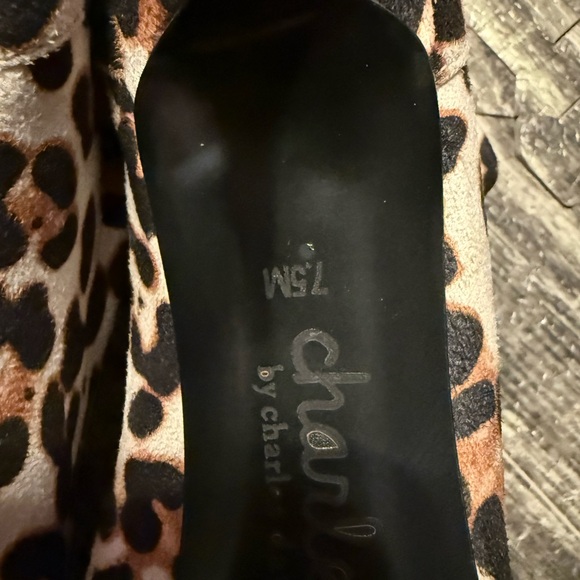 Charles By Charles David Brown Black Ankle Booties - Picture 5 of 12